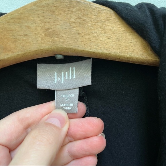 J. Jill Soft and Relaxed Blazer - Picture 5 of 6